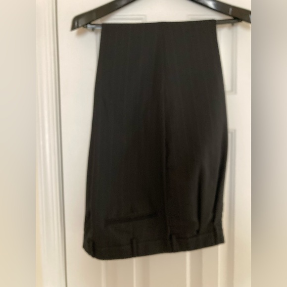 Men’s Tom Taylor suit. Black with a thin white pinstripe. 44x38 - Picture 4 of 6